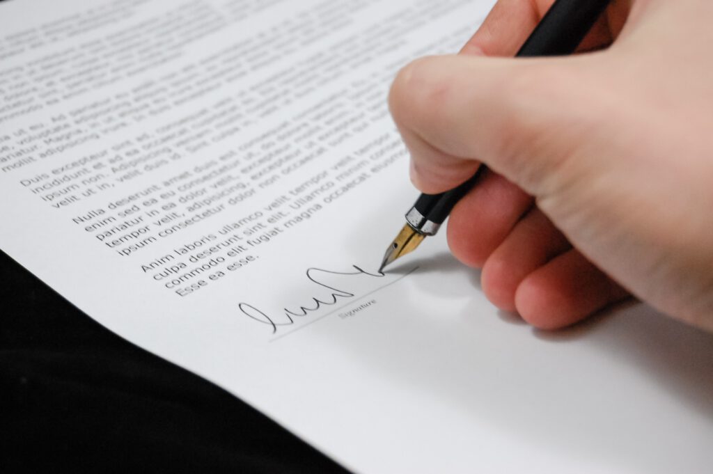Contract ondertekenen